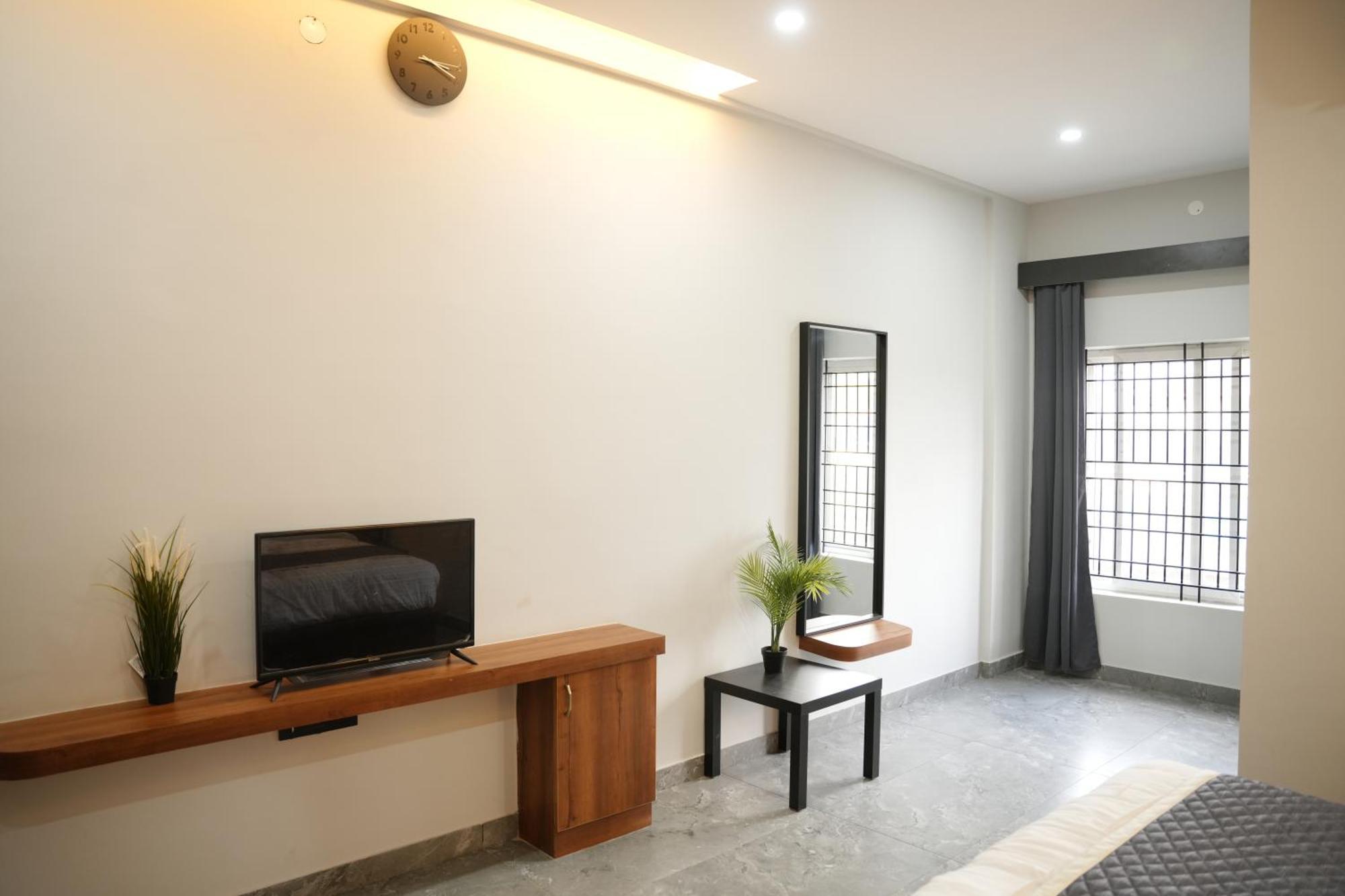 ホテル Sarvam Residency サーガル エクステリア 写真